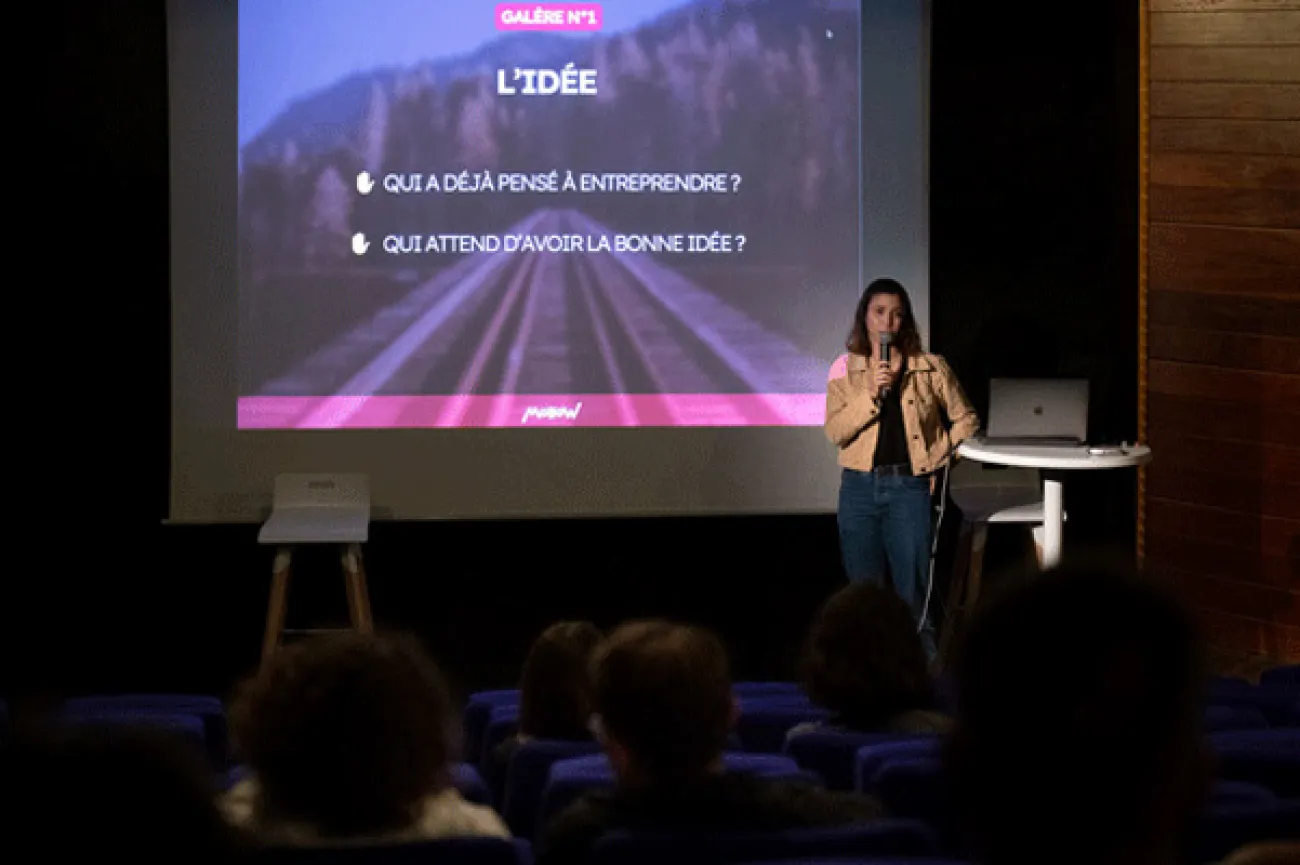 Présentation en Amphithéâtre